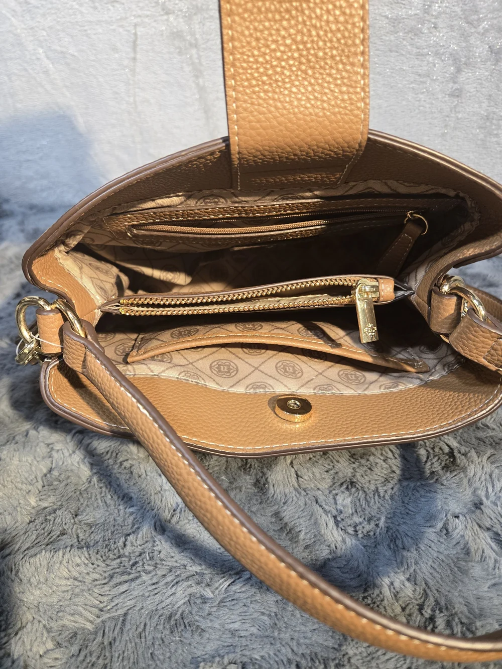 Nanette Lepore structured pebbled